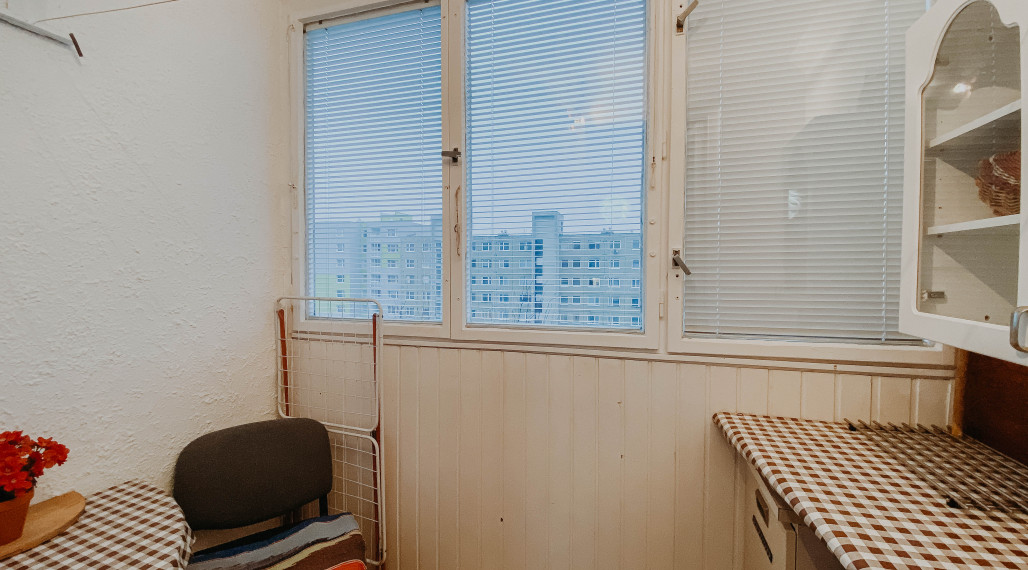 REZERVOVANÉ - PREDÁM 2i byt po komplet. rek. Sofijská 24