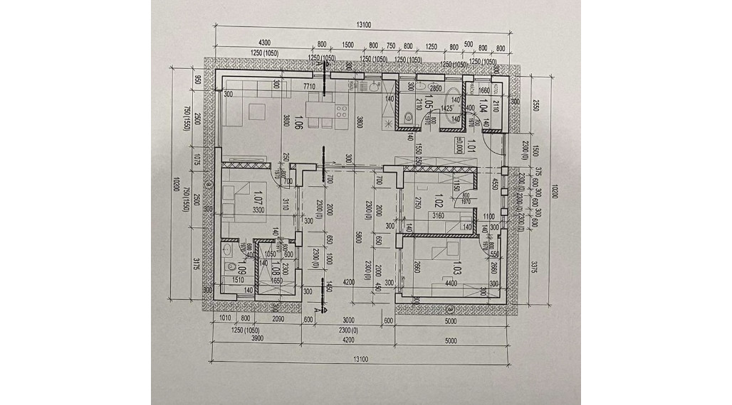Rodinný dom v stave holodomu - ČAŇA - TAJVAN